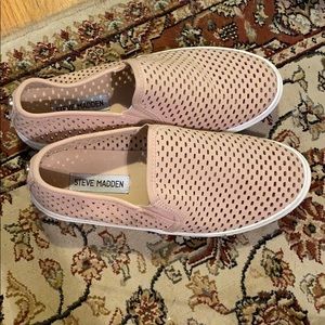 Steven Madden fashion sneaker